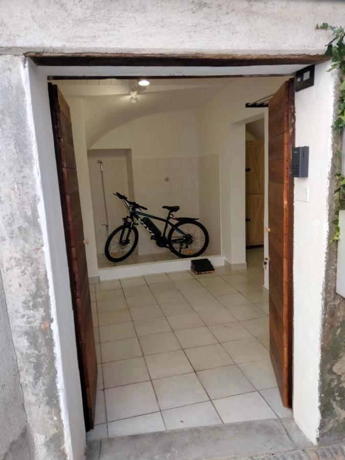Casa Storta - Cycle Garage Con Biciclette Villa Pisogne Ngoại thất bức ảnh